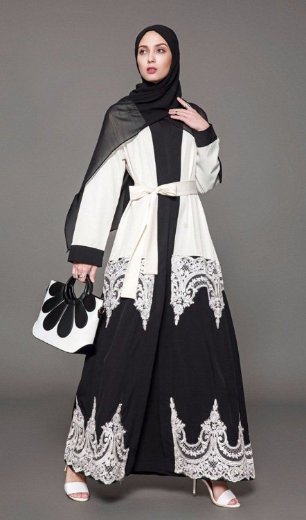 Black Abaya